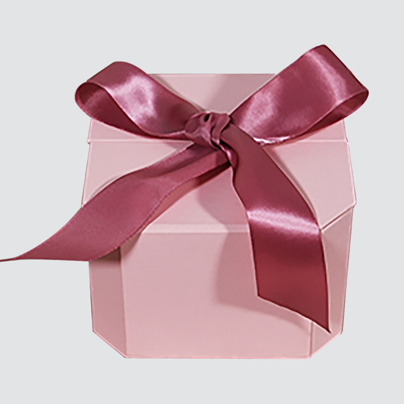 Cutie cadou roz dulce Bowknot în formă de flăcări lumânare ciocolată cutie cadou rafinat