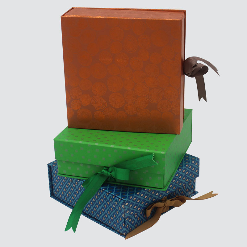 Usor Folding Gift Box Food Candle Chocolate Silk Ribbon Frumos Box